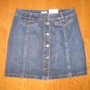 So Junior Denim Blue Jean Skirt Size 11/30  Medium Wash Button front NEW